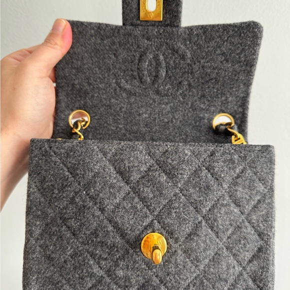 Chanel Vintage Grey Wool Mini Square Flap 24k Gold Plated Hardware - Picture 12 of 16